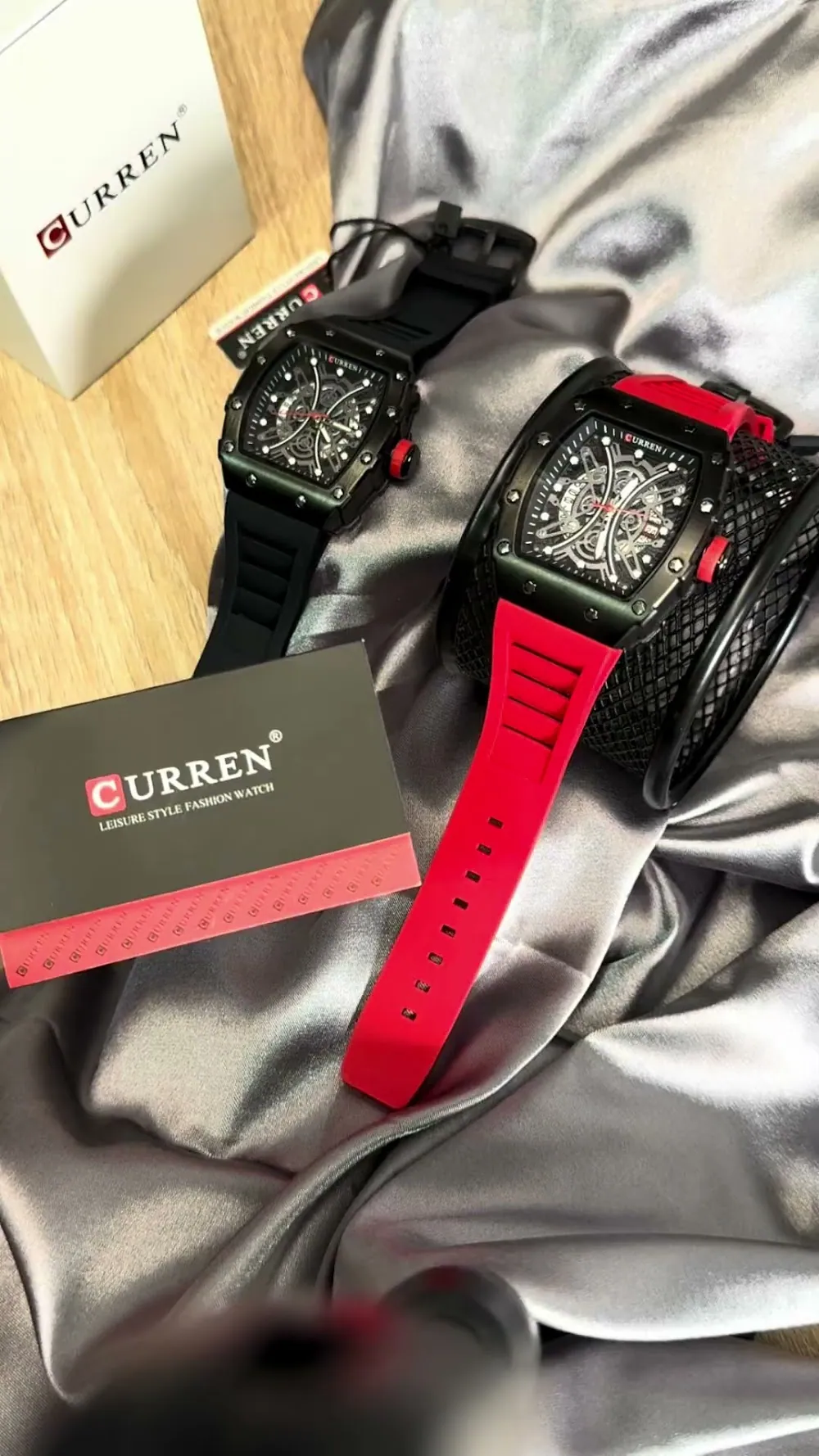 Curren 8438, foto 1 del distribuidor