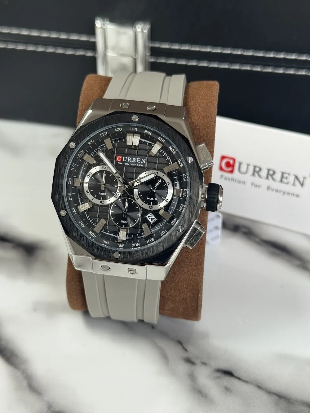 Curren 8464, foto 5 del distribuidor