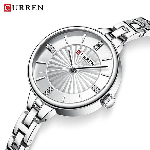 Curren 9097 en plateado y blanco